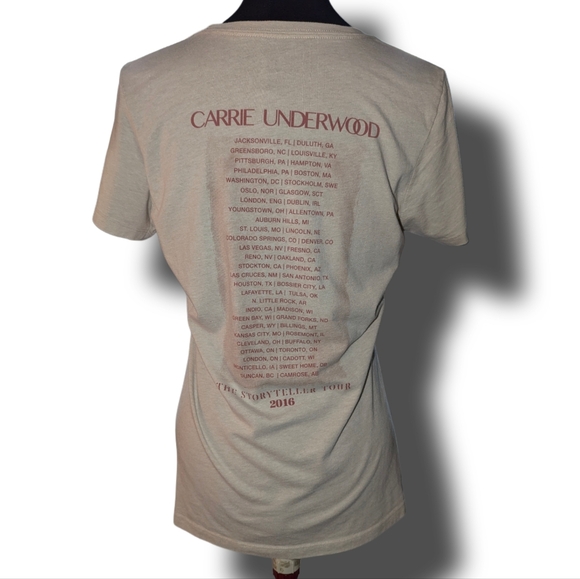 Carrie Underwood Concert Tee - Picture 3 of 7